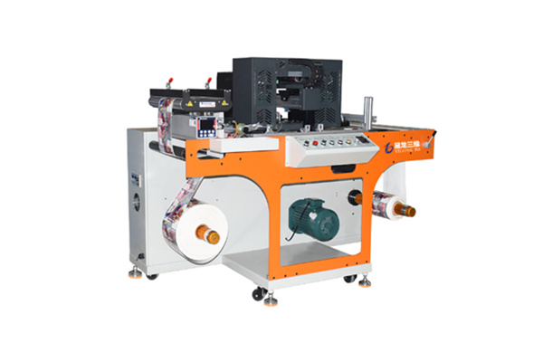 卷對(duì)卷材數(shù)碼打印機(jī)